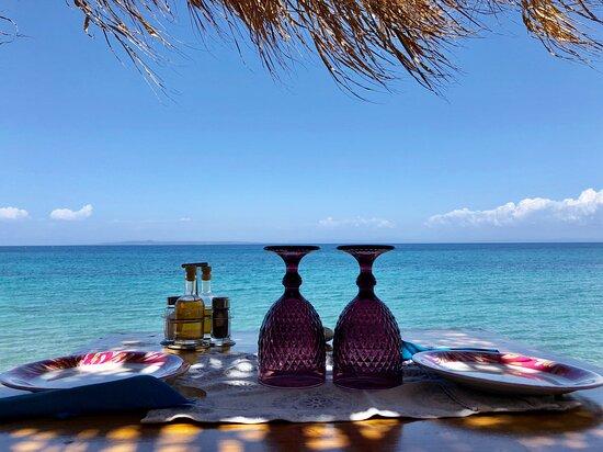 Nikos Beach Bar
