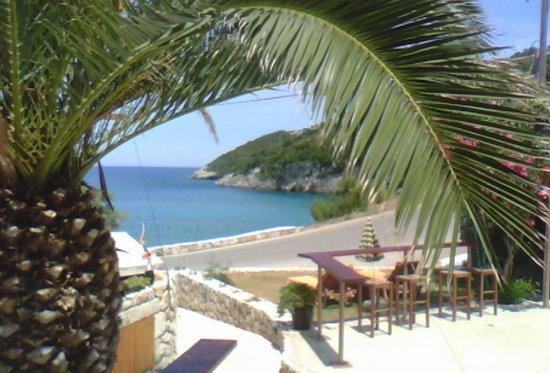 Oneiro Restaurant